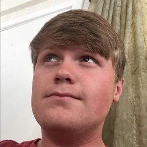 Meet your Posher, Cameron